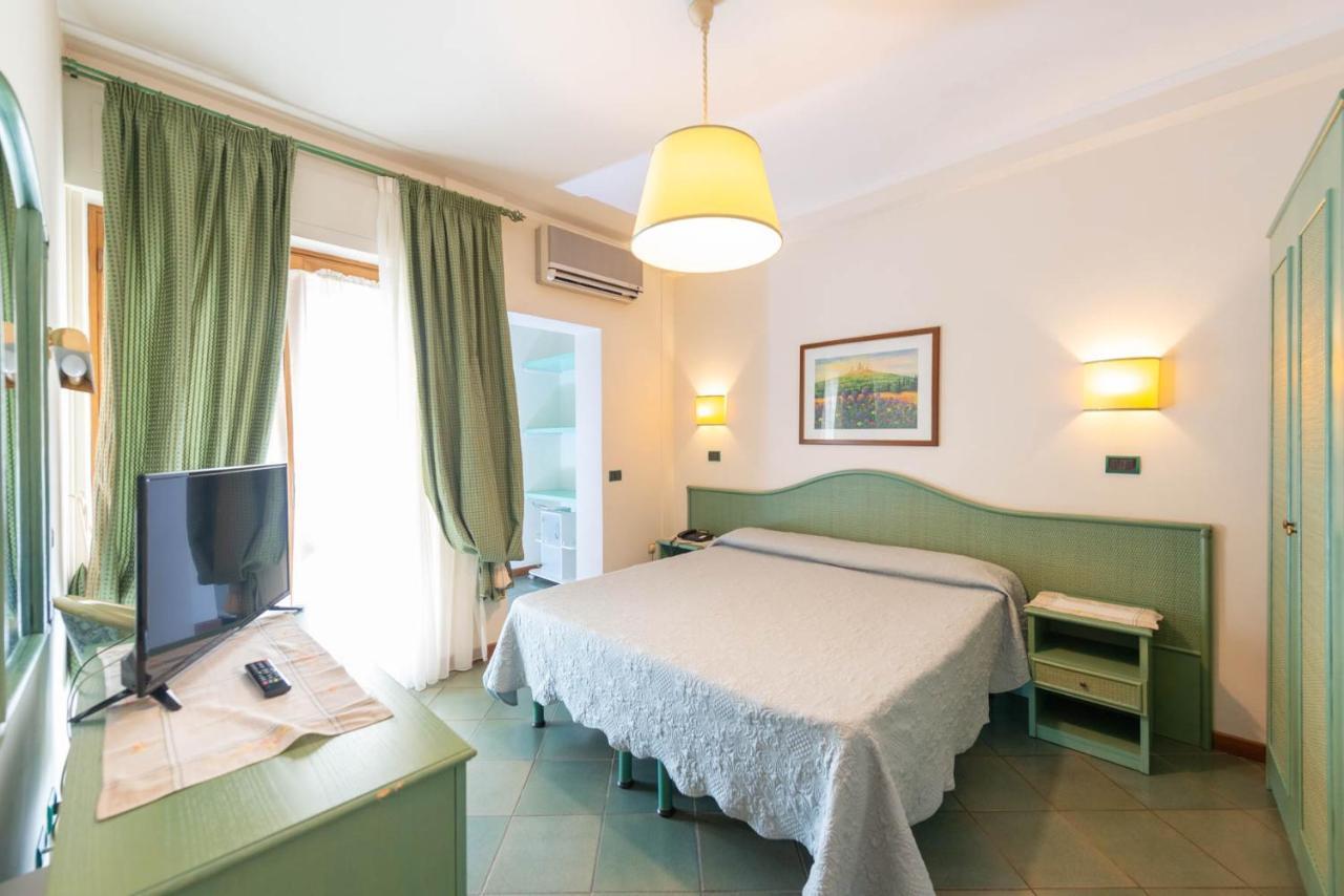 Hotel Kyrton Forte dei Marmi Exterior foto